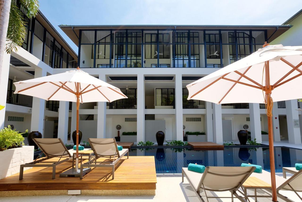 Outrigger Surin Beach Resort - Sha Extra Plus Εξωτερικό φωτογραφία The hotel's pool