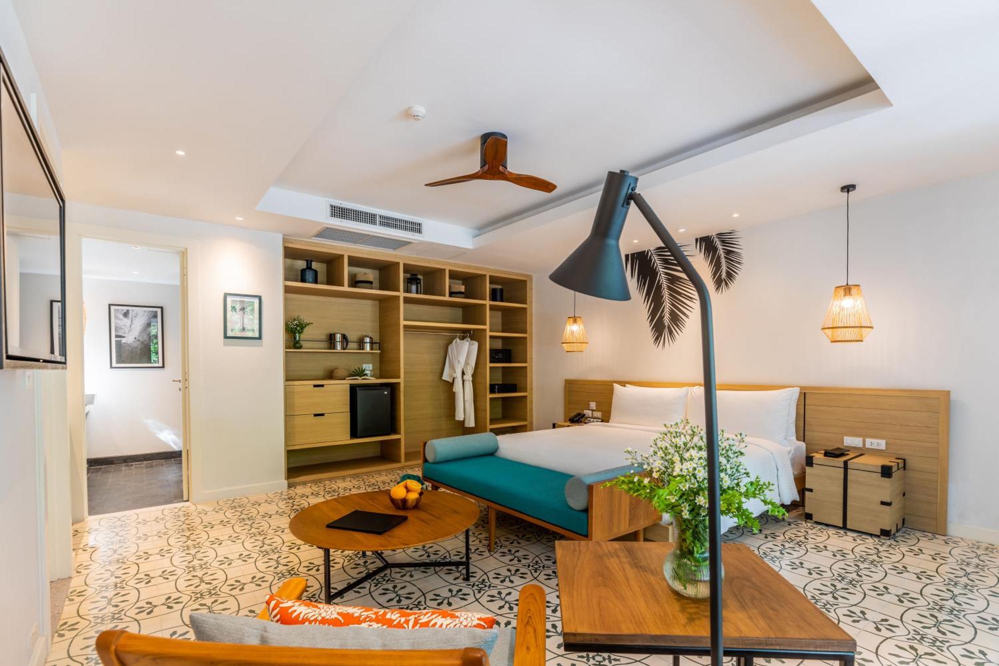 Outrigger Surin Beach Resort - Sha Extra Plus Δωμάτιο φωτογραφία Deluxe Suite